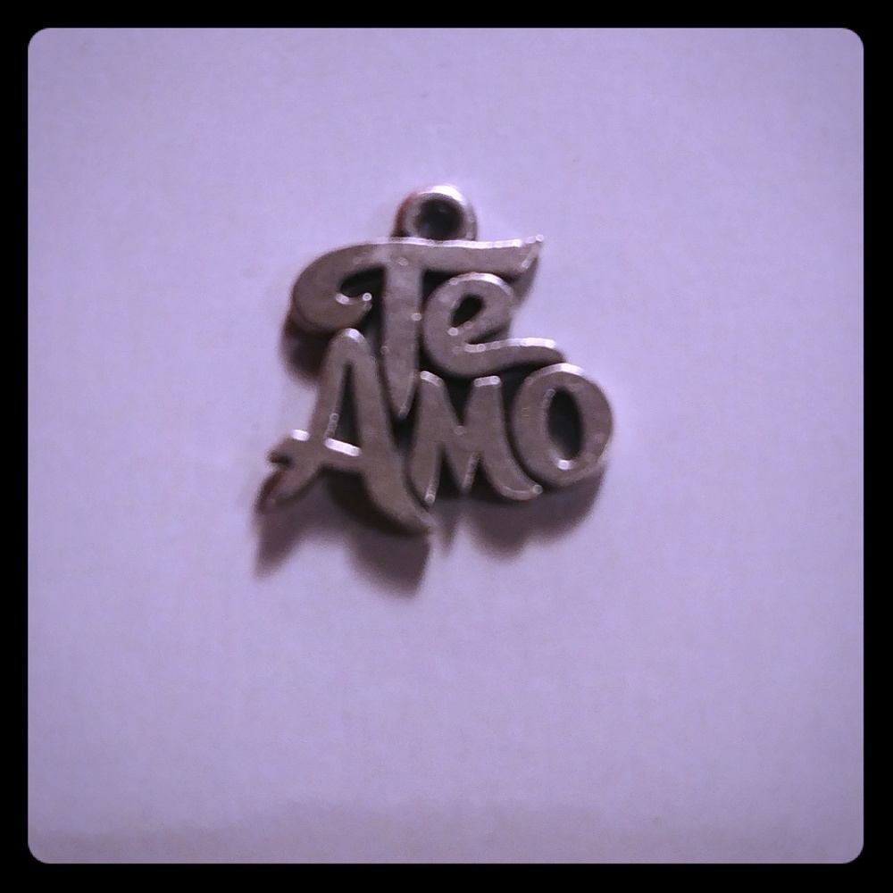 Te Amo [I love you] charm